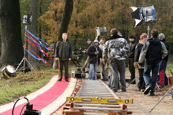 At filming the feature film to marry the general (162)